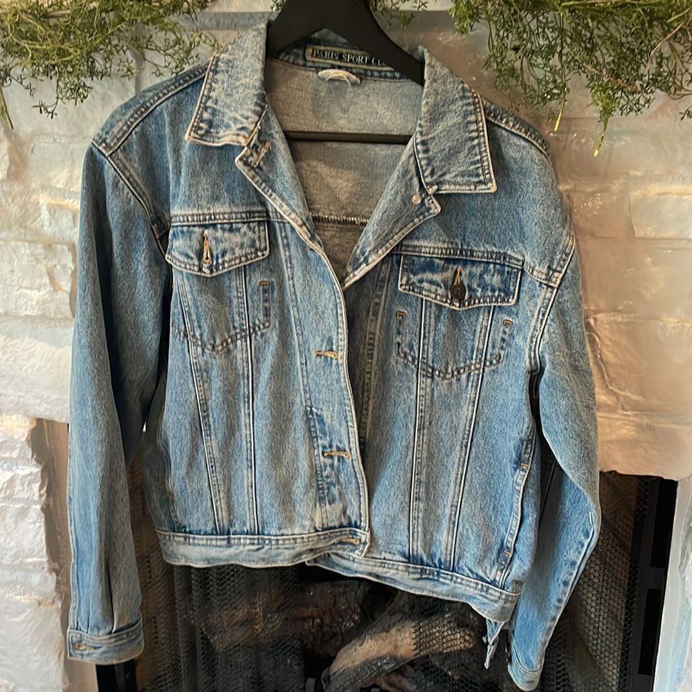 Paris Sports Club vintage jean jacket 🔥 sz L